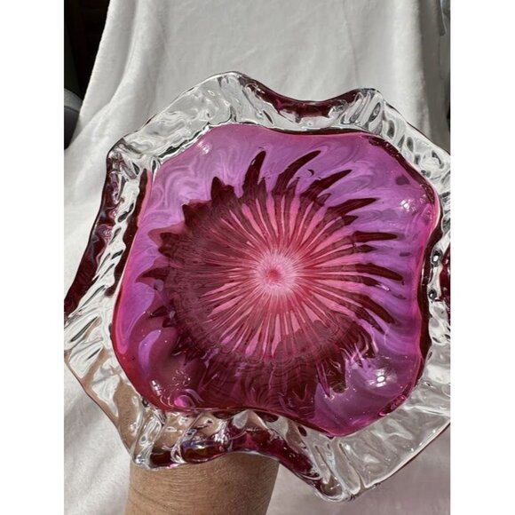 Vintage Handblown Cranberry Glass Cornucopia Vase with Ruffled Edge - Picture 9 of 10